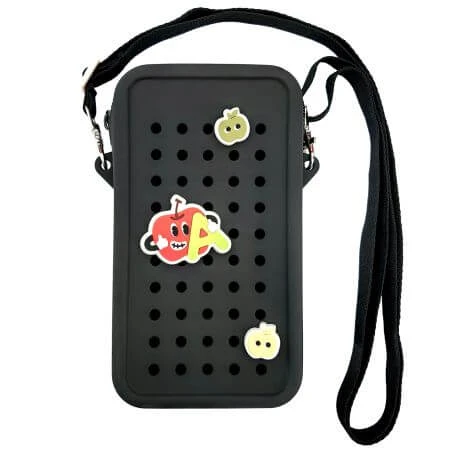 Husa din silicon tip gentuta cu fermoar si charms pentru telefon Crossbody, Neagra, Acvila