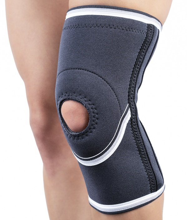 AKTIV LIGHT 02 TRIA – Orteza genunchi cu suport patelar, marimea 1 (33–35 cm)